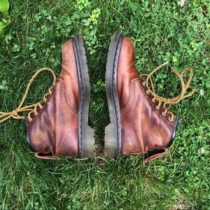 DOC MARTENS Classic Chelsea boot